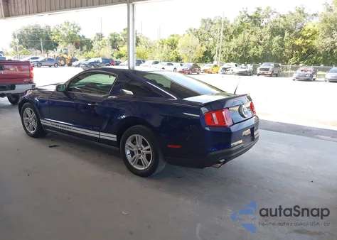 2011 Ford Mustang V6 z USA, uszkodzony, nr VIN 1ZVBP8AM9B5137641